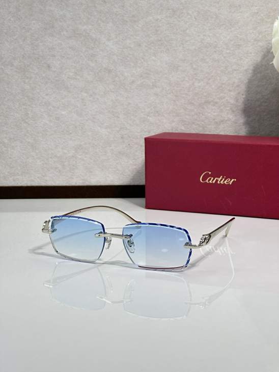 Picture of Cartier Sunglasses _SKUfw77894702fw
